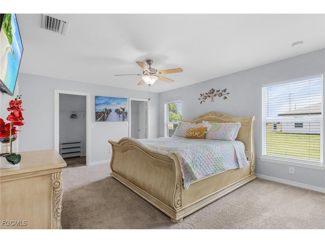 4049 NW 37th Avenue Cape Coral FL 33993 2025014327 image16