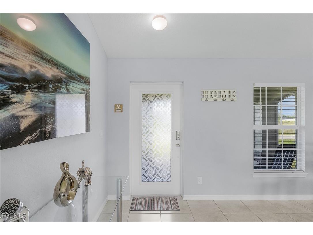 4049 NW 37th Avenue Cape Coral FL 33993 2025014327 image4