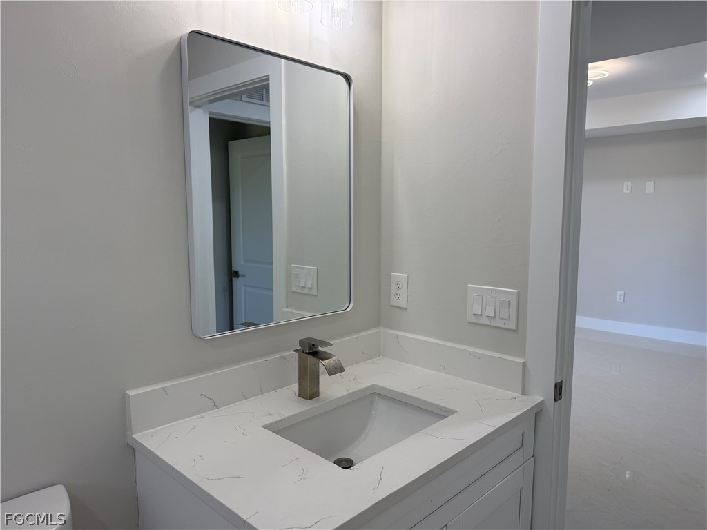 405-407 Chalet Avenue S Lehigh Acres FL 33974 2026013738 image18