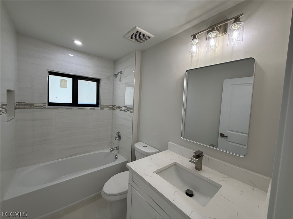 405-407 Chalet Avenue S Lehigh Acres FL 33974 2026013738 image19