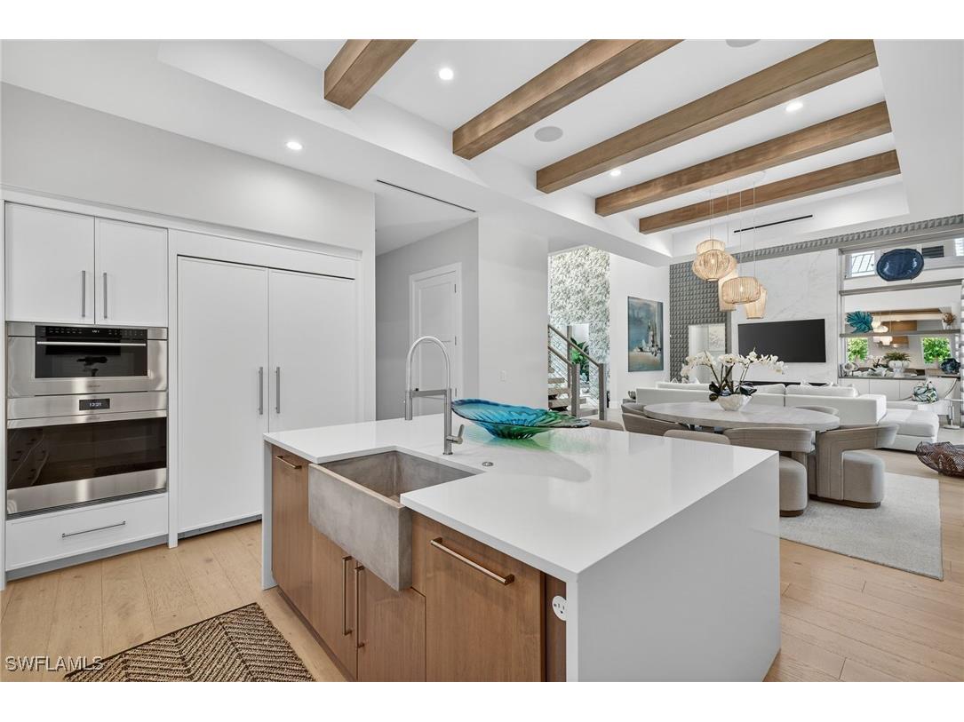 405 7th Avenue N Naples FL 34102 225077814 image12