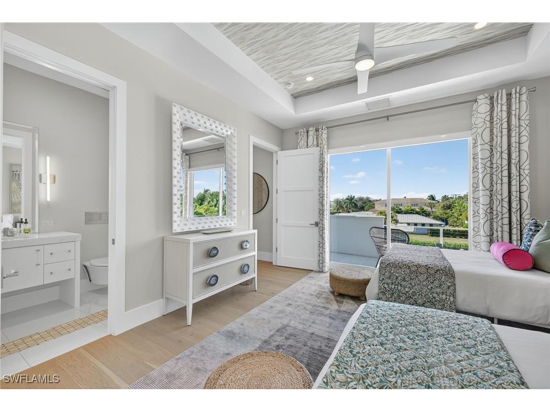 405 7th Avenue N Naples FL 34102 225077814 image34