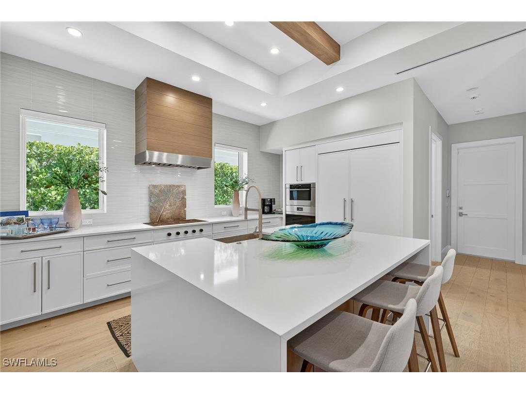 405 7th Avenue N Naples FL 34102 225077814 image9