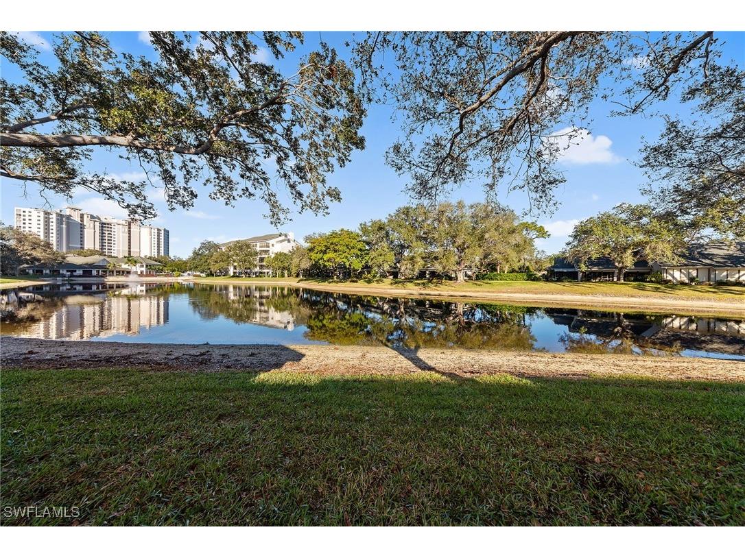 405 Arbor Lake Drive #4-103 Naples FL 34110 226000430 image5