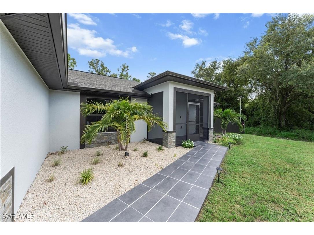 405 E 17th Street Lehigh Acres FL 33972 225061844 image2