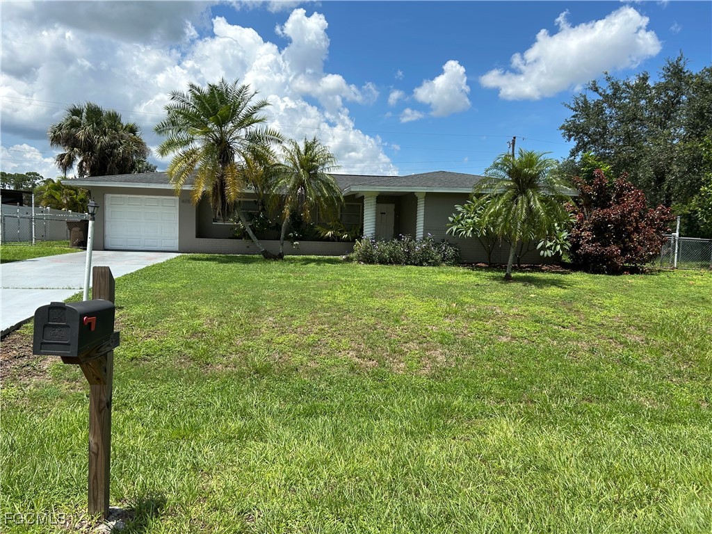 405 E Jasmine Road Lehigh Acres FL 33936 2025004427 image1