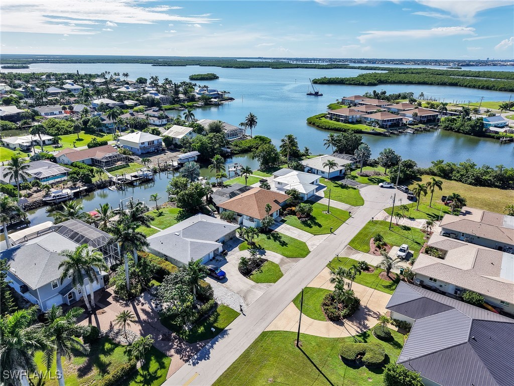 405 Grenada Avenue Naples FL 34113 225070573 image46