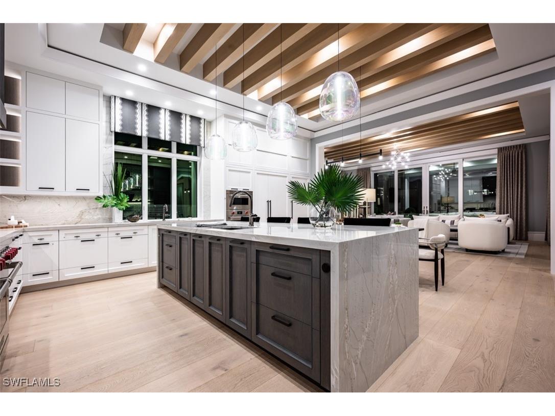 405 Neapolitan Way Naples FL 34103 225080362 image10