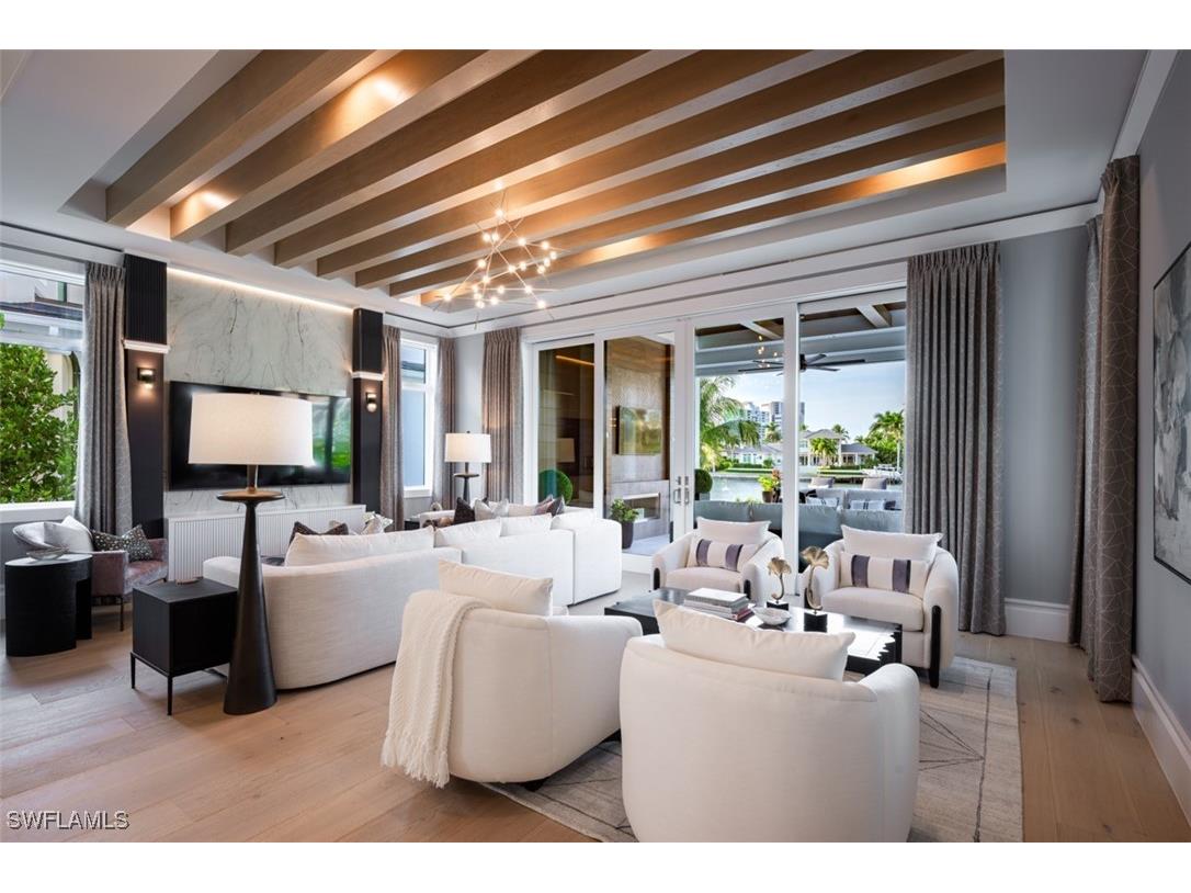 405 Neapolitan Way Naples FL 34103 225080362 image14