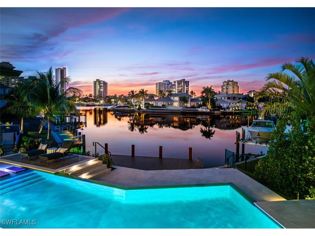 405 Neapolitan Way Naples FL 34103 225080362 image2