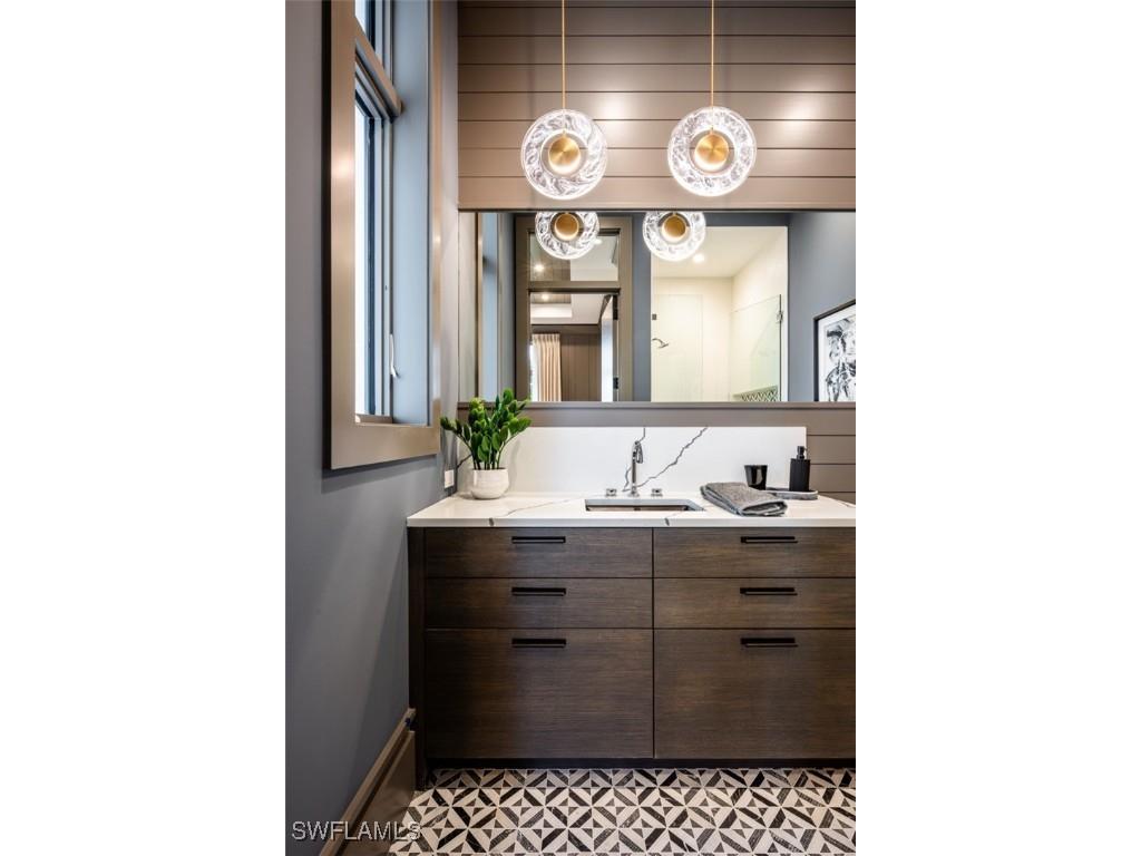 405 Neapolitan Way Naples FL 34103 225080362 image25