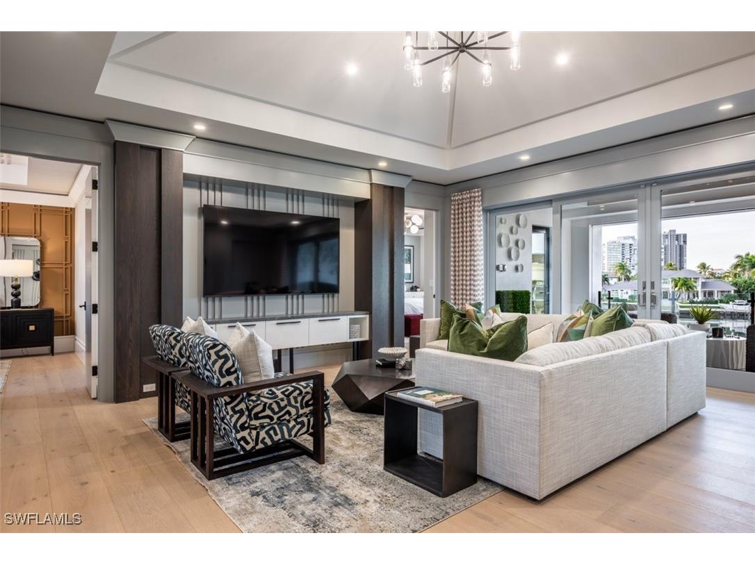 405 Neapolitan Way Naples FL 34103 225080362 image26