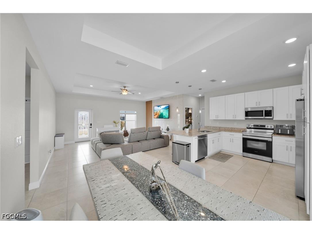 405 NW 10th Street Cape Coral FL 33993 2026023836 image12