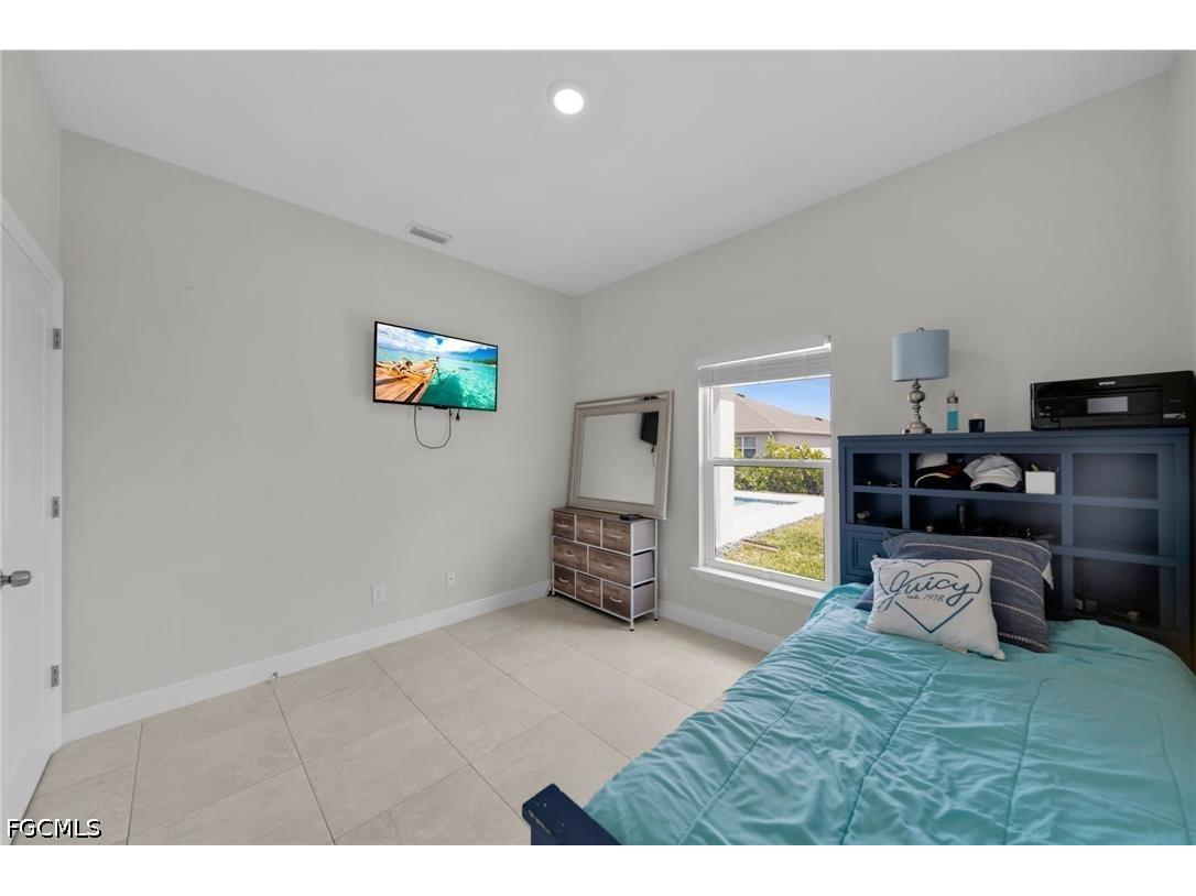 405 NW 10th Street Cape Coral FL 33993 2026023836 image19