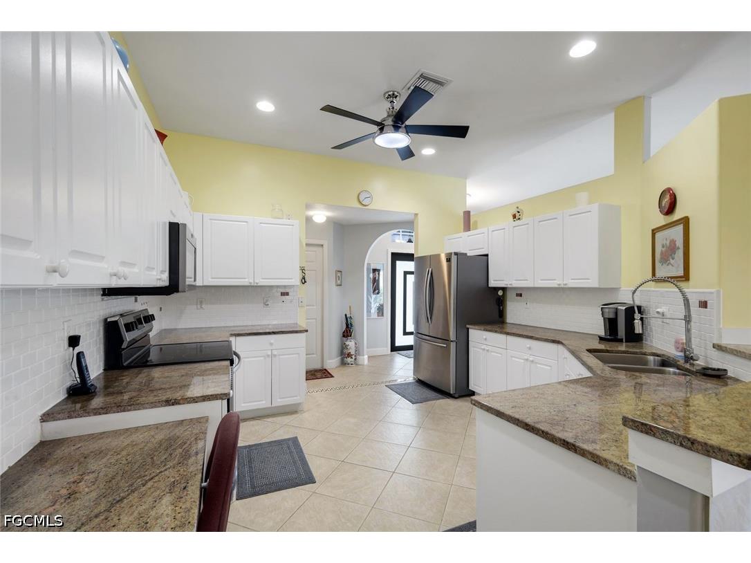 405 NW 18th Avenue Cape Coral FL 33993 2026021656 image9