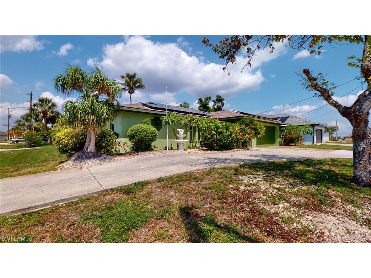 405 Nicholas Parkway E Cape Coral FL 33990 223035925 image1
