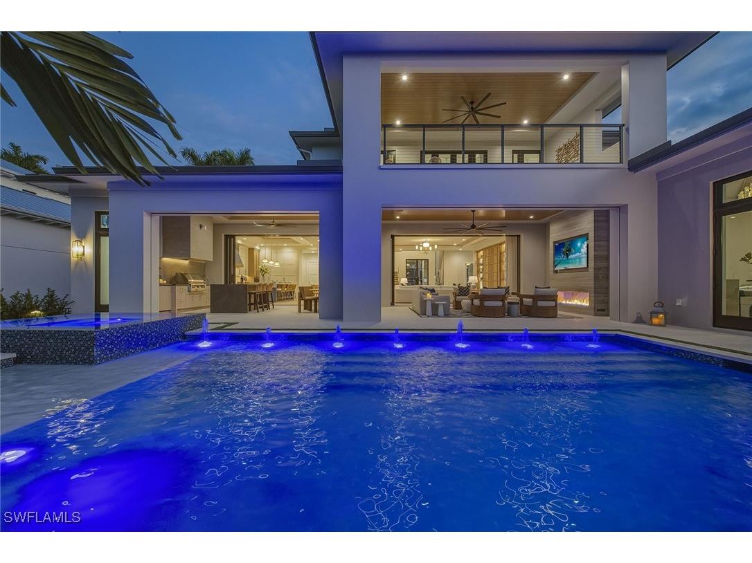 405 Putter Point Drive Naples FL 34103 225085028 image1