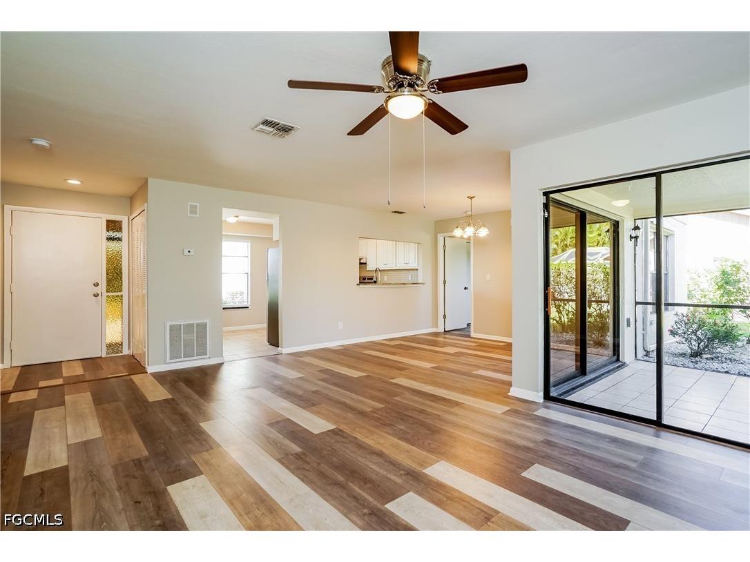 405 SE 8th Terrace Cape Coral FL 33990 2026024036 image3