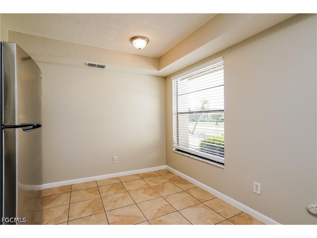 405 SE 8th Terrace Cape Coral FL 33990 2026024036 image7