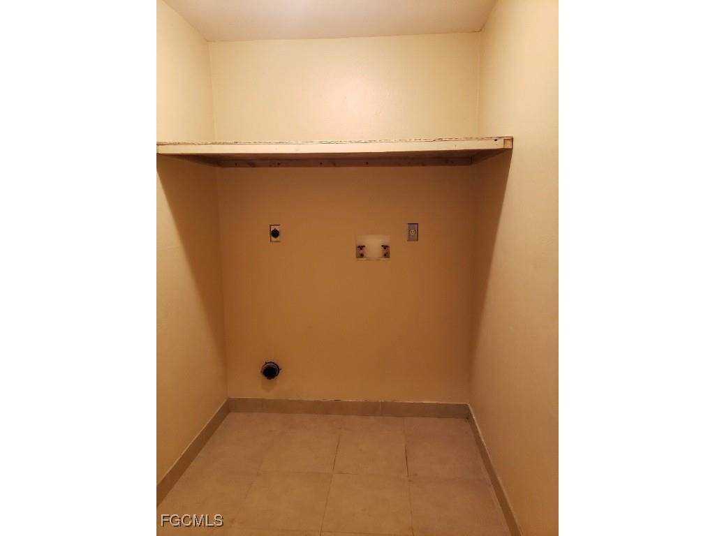 405 SE Van Loon Terrace #A Cape Coral FL 33990 2025020835 image12