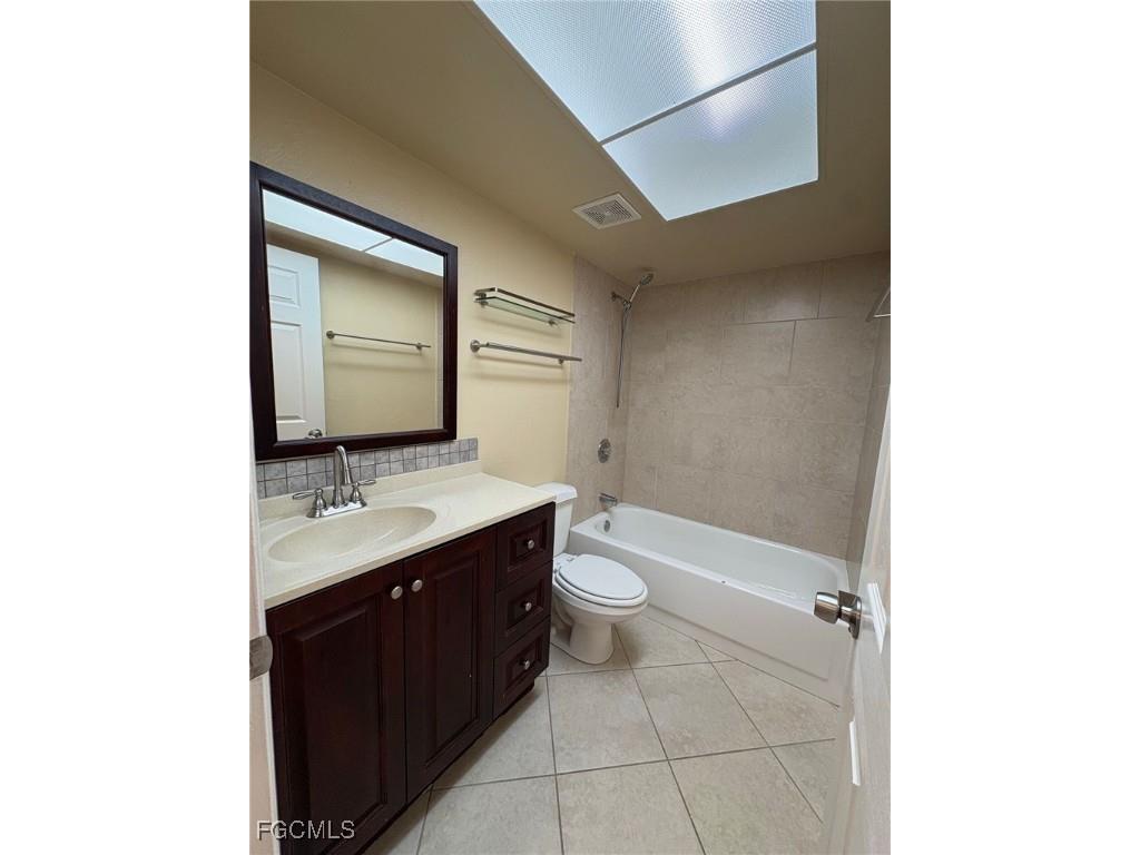 405 SE Van Loon Terrace #B Cape Coral FL 33990 2025023240 image12