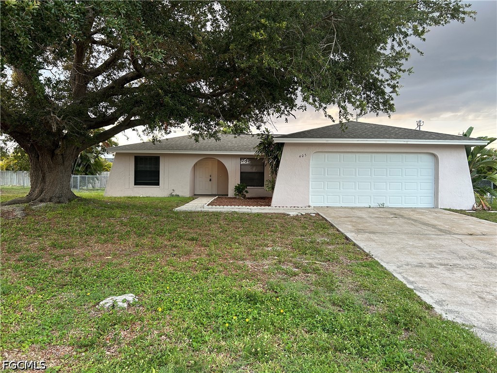 405 SW 43rd Lane Cape Coral FL 33914 2026025198 image1
