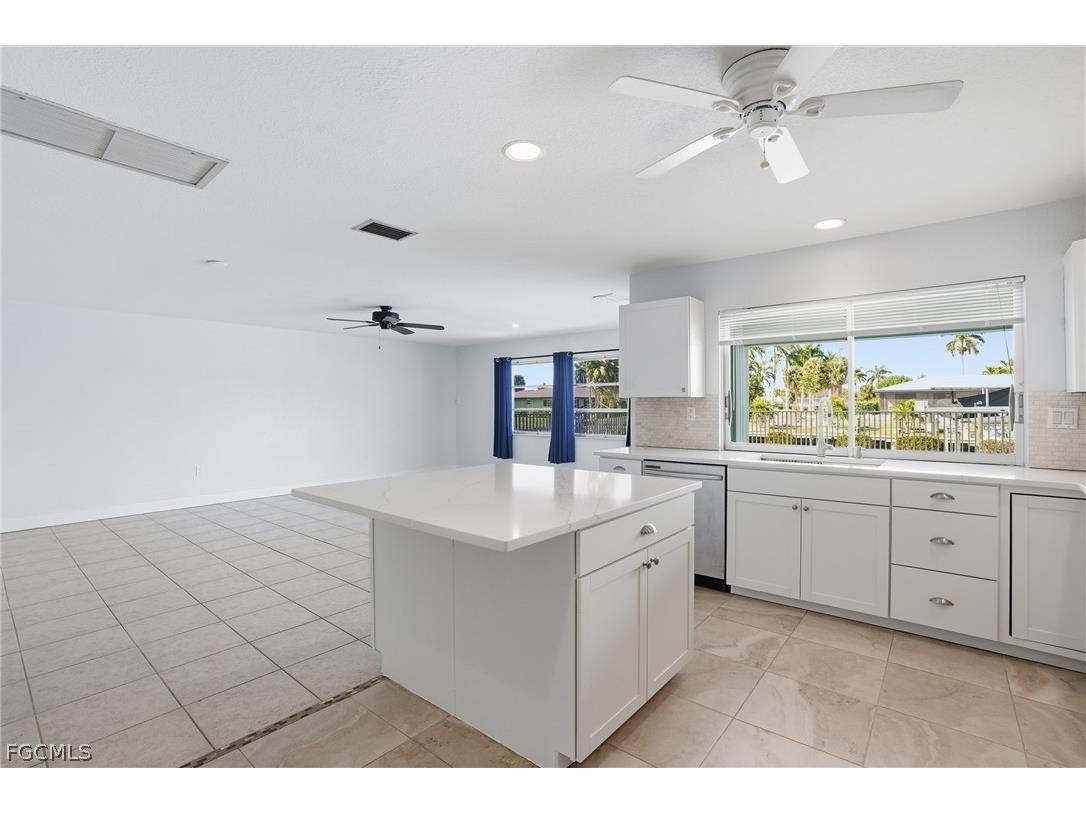 405 Tower Drive Cape Coral FL 33904 2026007721 image14