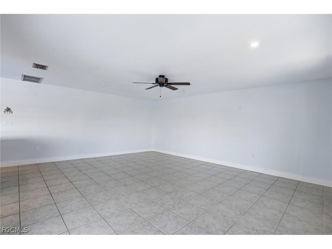 405 Tower Drive Cape Coral FL 33904 2026007721 image15