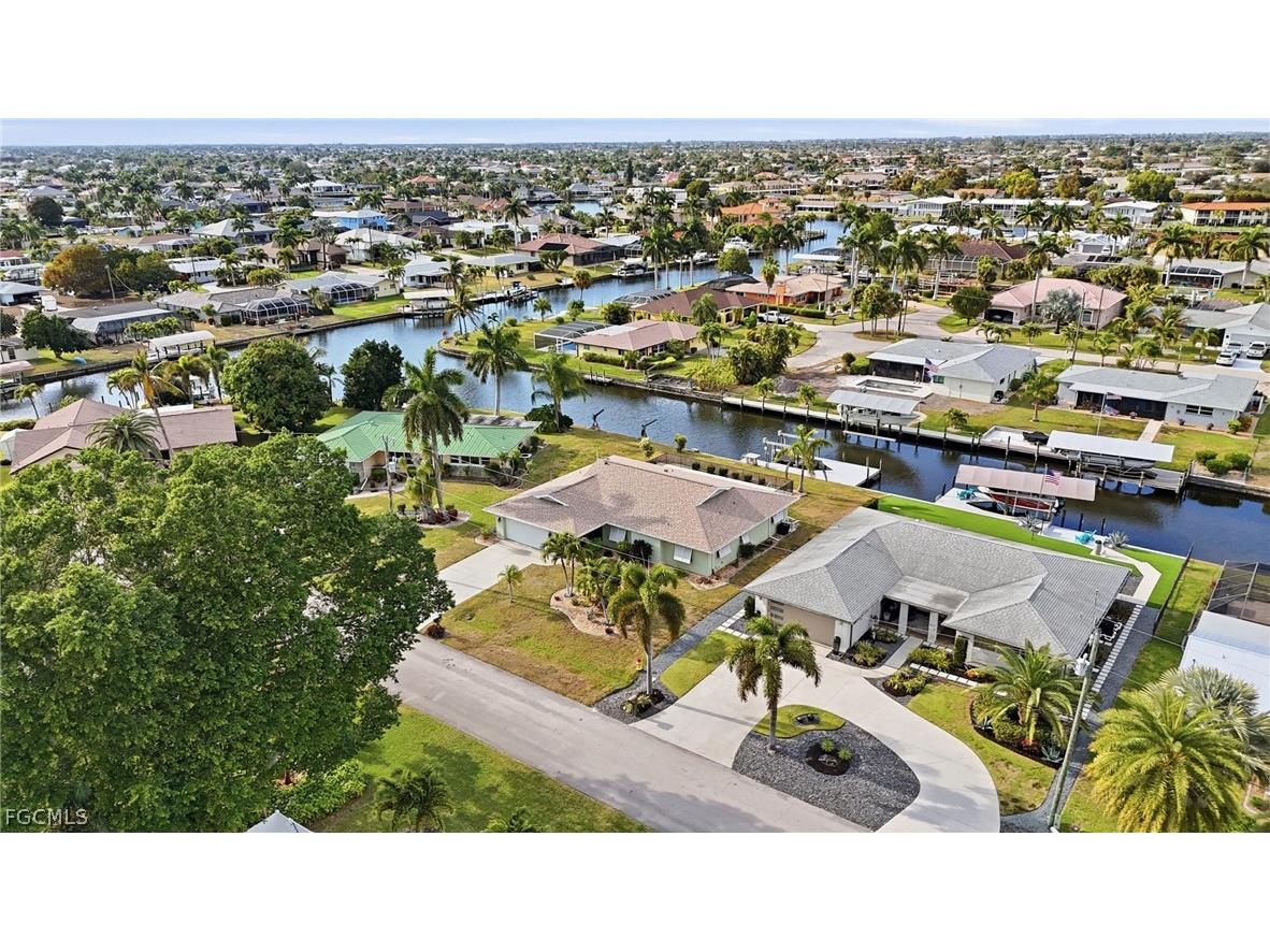 405 Tower Drive Cape Coral FL 33904 2026007721 image40