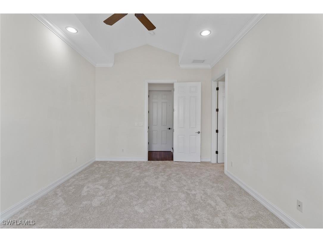 405 Trade Winds Avenue Naples FL 34108 225079803 image25