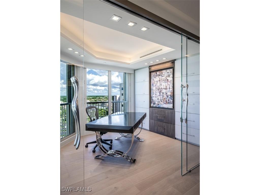 4051 Gulf Shore Boulevard N #200 Naples FL 34103 225073695 image15