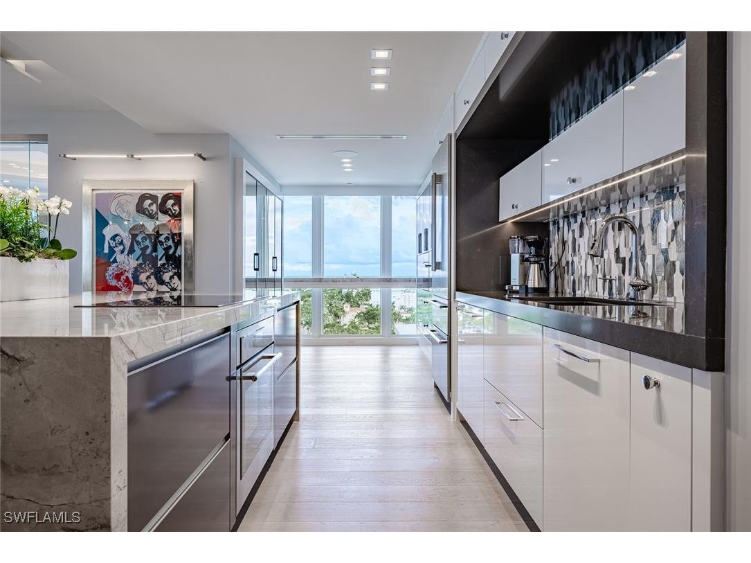 4051 Gulf Shore Boulevard N #200 Naples FL 34103 225073695 image20