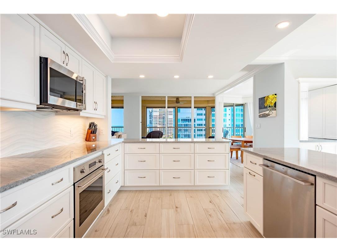 4051 Gulf Shore Boulevard N #1000 Naples FL 34103 225036189 image8