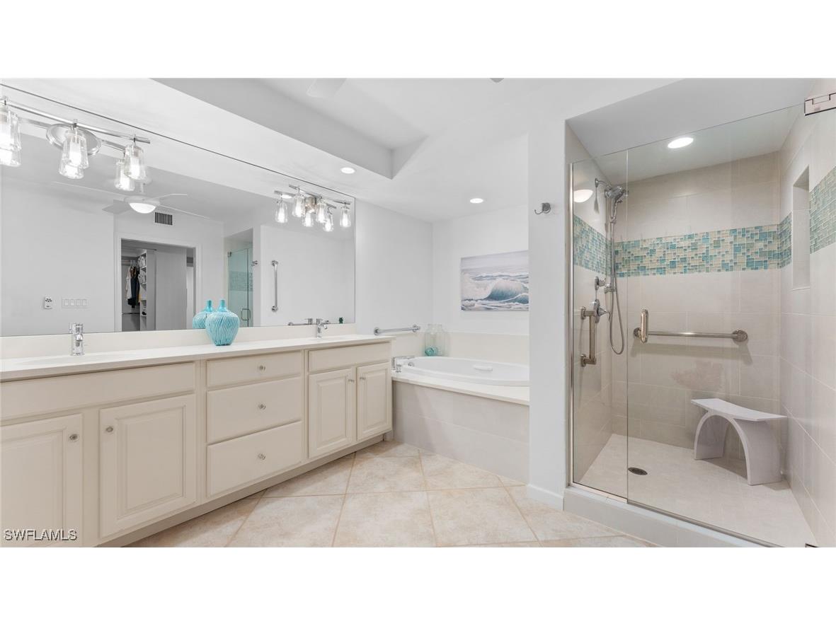 4051 Gulf Shore Boulevard N #1006 Naples FL 34103 225079006 image24