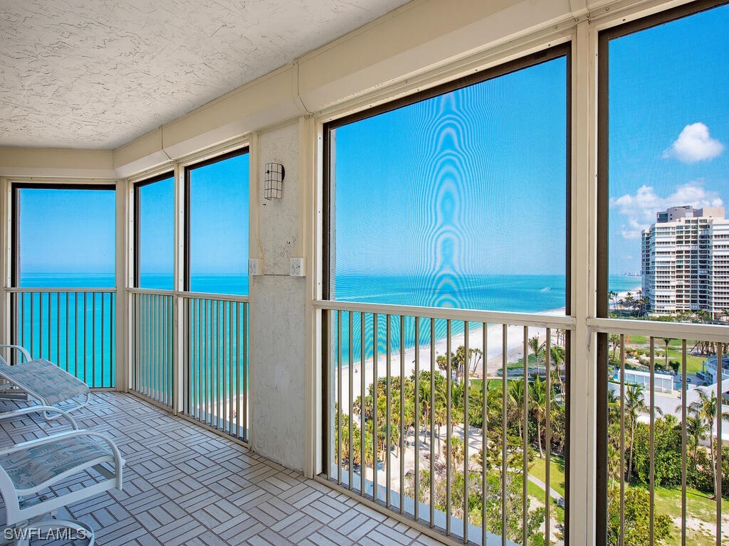 4051 Gulf Shore Boulevard N #1100 Naples FL 34103 223025159 image1