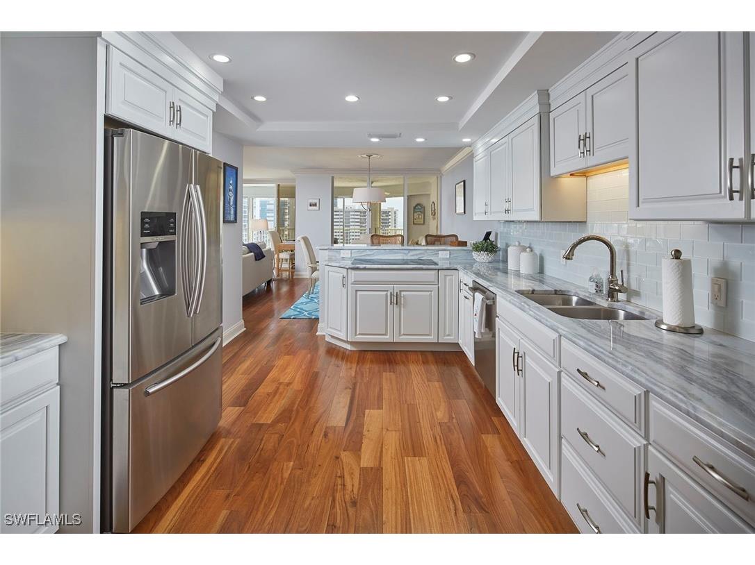 4051 Gulf Shore Boulevard N #1205 Naples FL 34103 225032043 image10