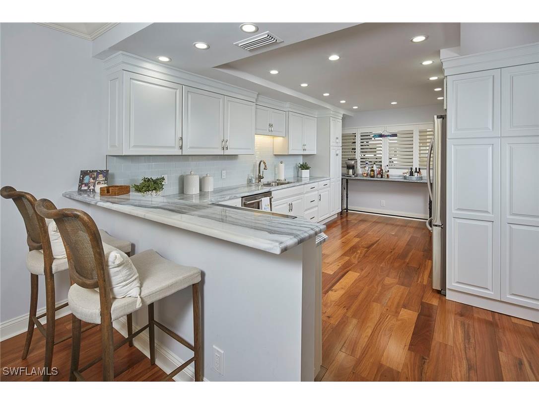 4051 Gulf Shore Boulevard N #1205 Naples FL 34103 225032043 image8