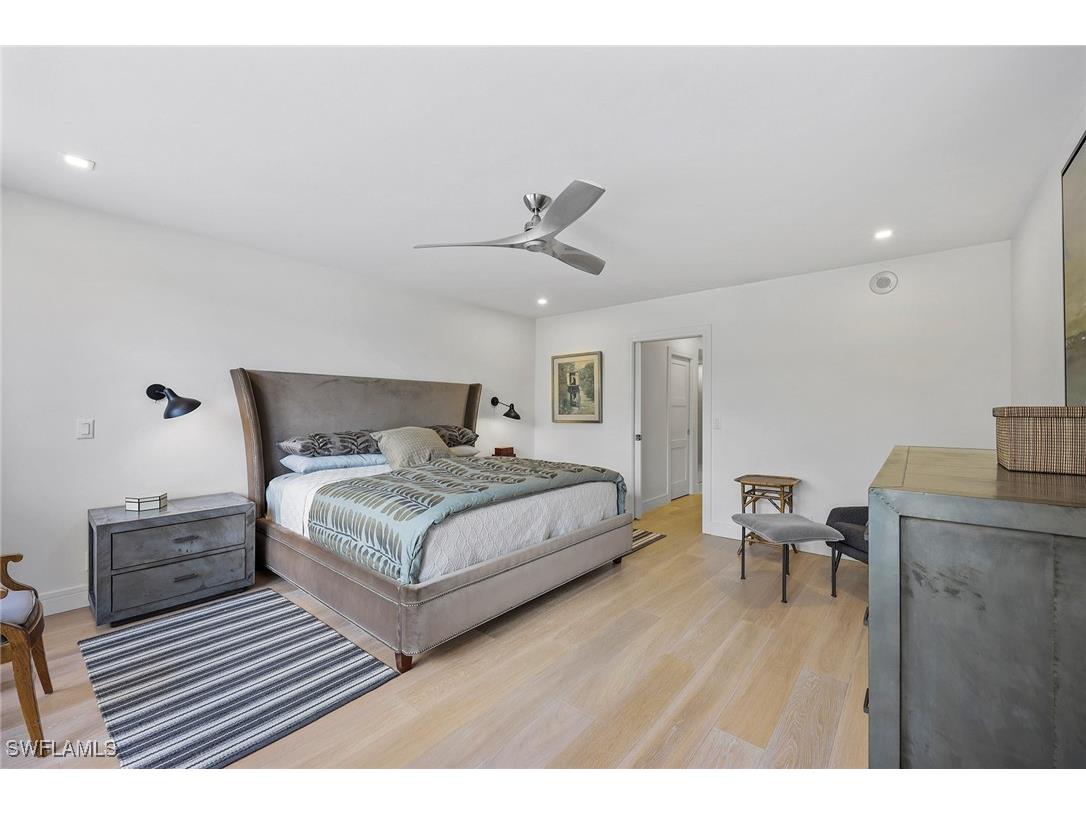 4051 Gulf Shore Boulevard N #201 Naples FL 34103 224102330 image17