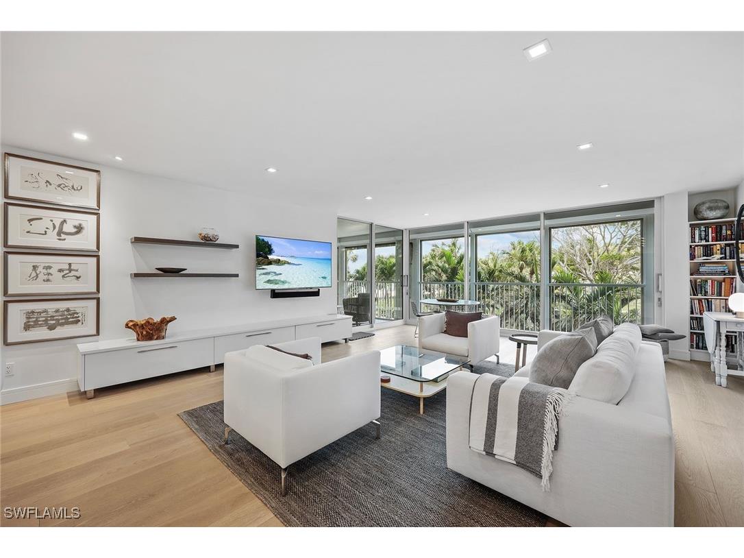 4051 Gulf Shore Boulevard N #201 Naples FL 34103 224102330 image6