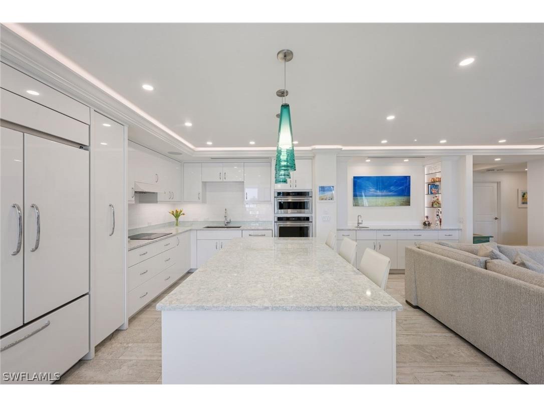 4051 Gulf Shore Boulevard N #405 Naples FL 34103 226005849 image12