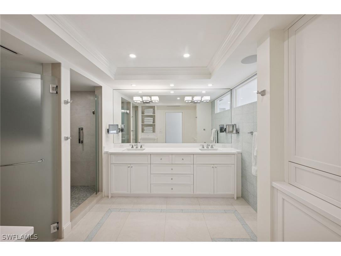 4051 Gulf Shore Boulevard N #405 Naples FL 34103 226005849 image20