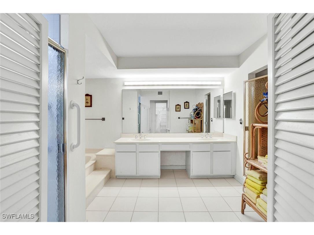 4051 Gulf Shore Boulevard N #600 Naples FL 34103 226001491 image21