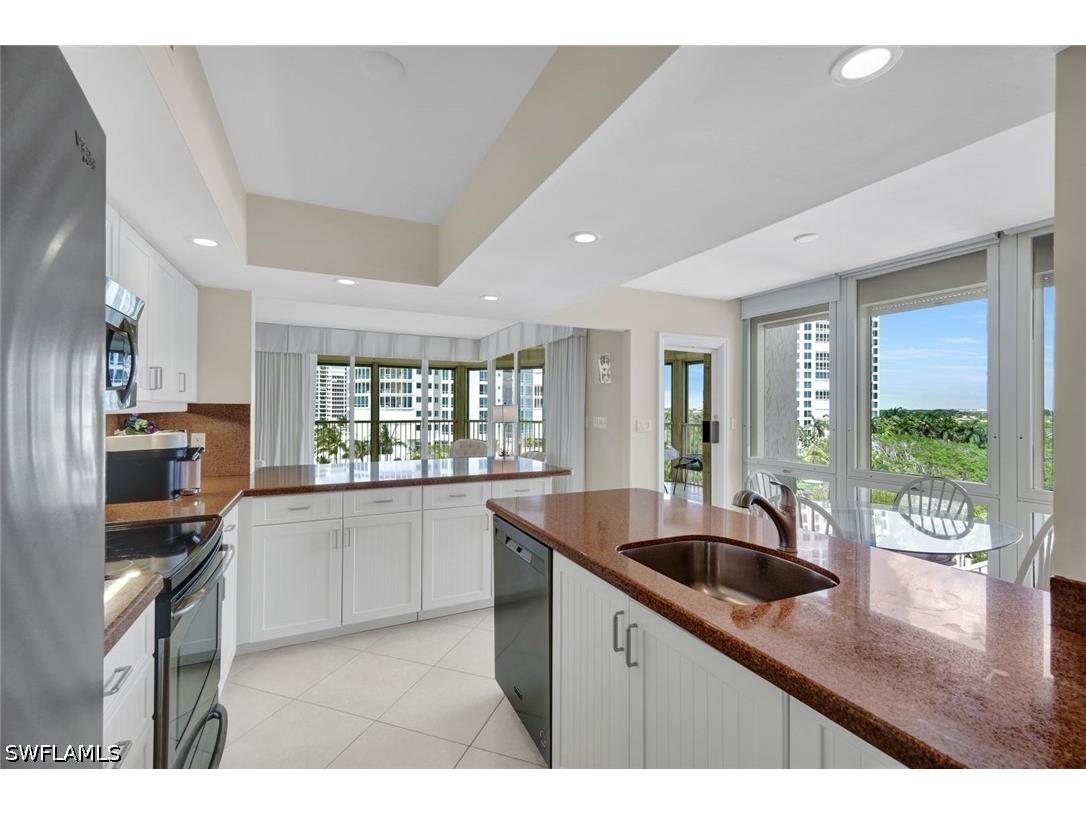 4051 Gulf Shore Boulevard N #700 Naples FL 34103 226015416 image16