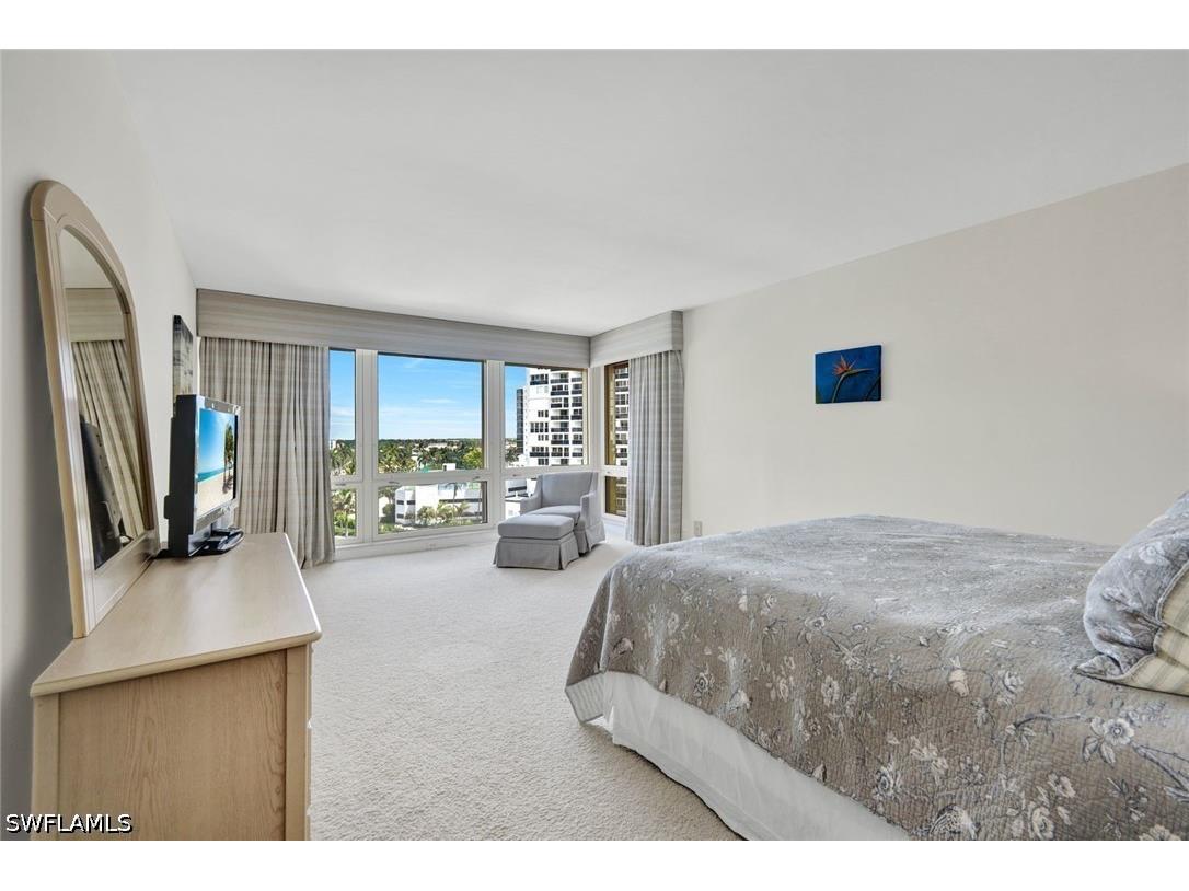 4051 Gulf Shore Boulevard N #700 Naples FL 34103 226015416 image18