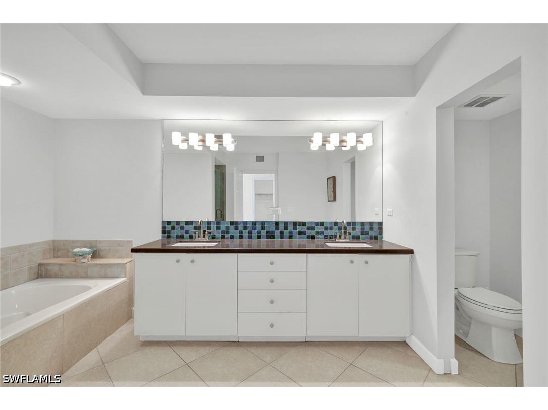 4051 Gulf Shore Boulevard N #700 Naples FL 34103 226015416 image19