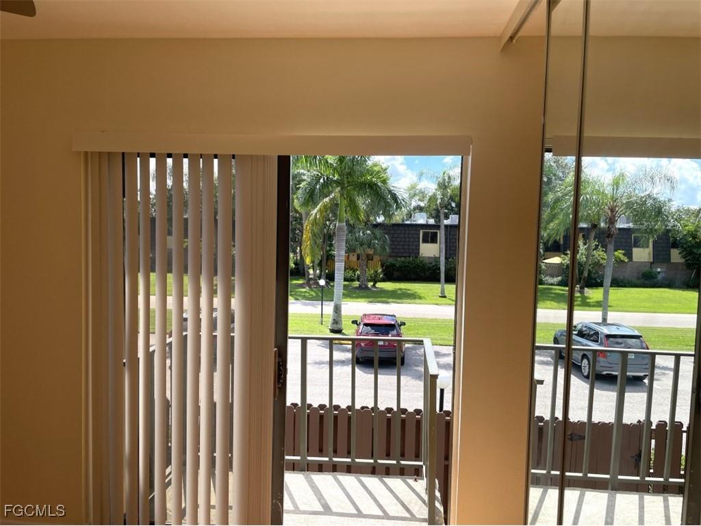 4053 Sandlewood Lane #1 Fort Myers FL 33907 2025006985 image19