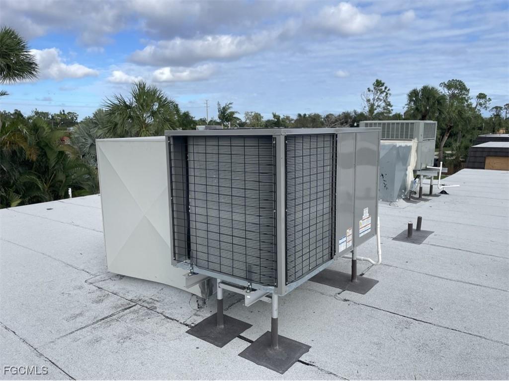 4053 Sandlewood Lane #1 Fort Myers FL 33907 2025006985 image21