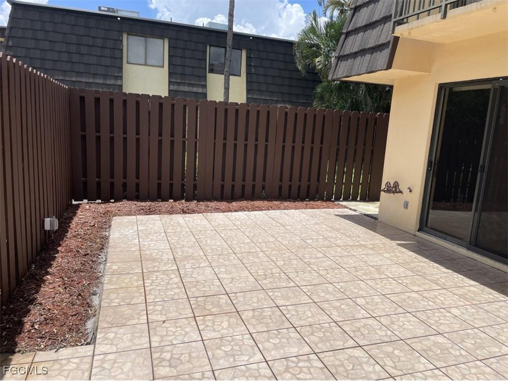 4053 Sandlewood Lane #1 Fort Myers FL 33907 2025006985 image3