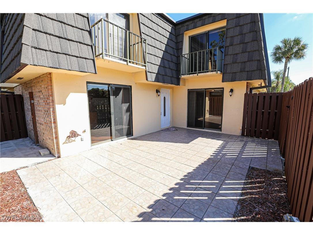 4053 Sandlewood Lane #1 Fort Myers FL 33907 226007053 image10
