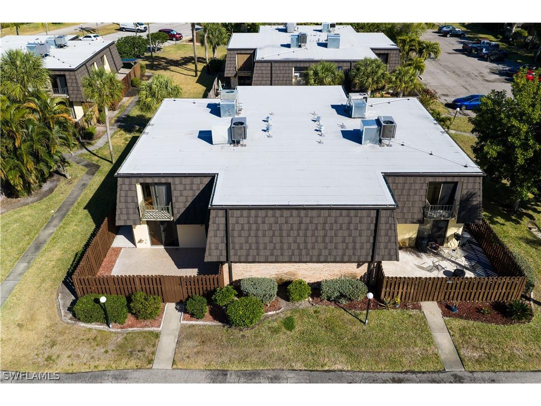 4053 Sandlewood Lane #1 Fort Myers FL 33907 226007053 image32